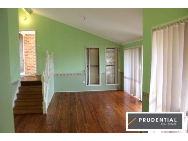 1 Merdle Place, Ambarvale NSW 2560