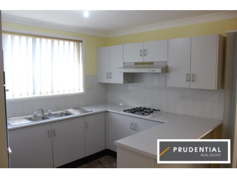 1 Merdle Place, Ambarvale NSW 2560