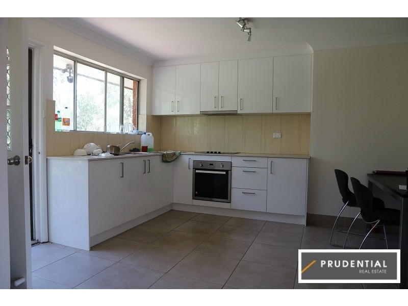 7 Onslow Place, Leumeah NSW 2560