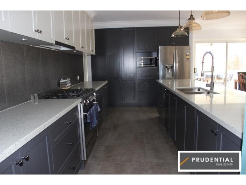 11 Sutton Crescent, Wilton NSW 2571