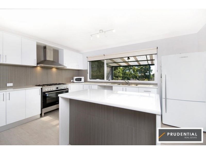 15 Elgata Crescent, Bradbury NSW 2560