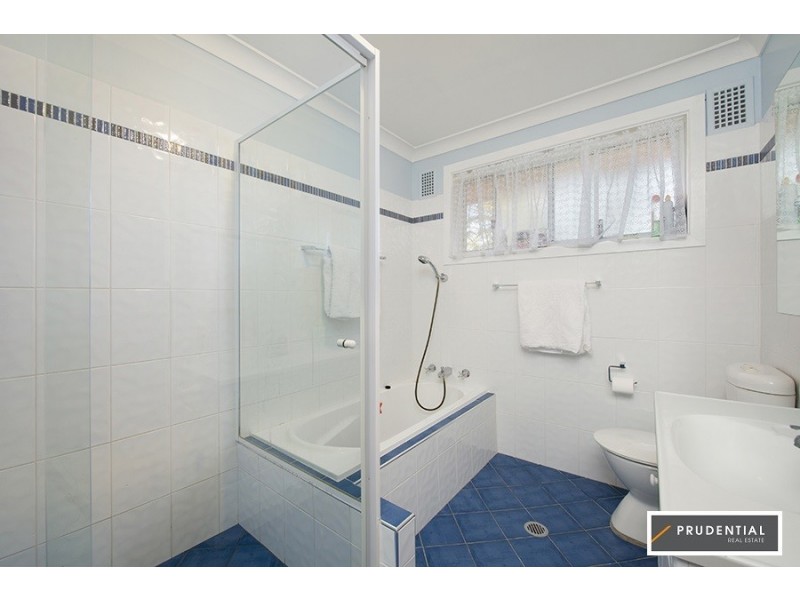 10 Mackellar Place, Campbelltown NSW 2560