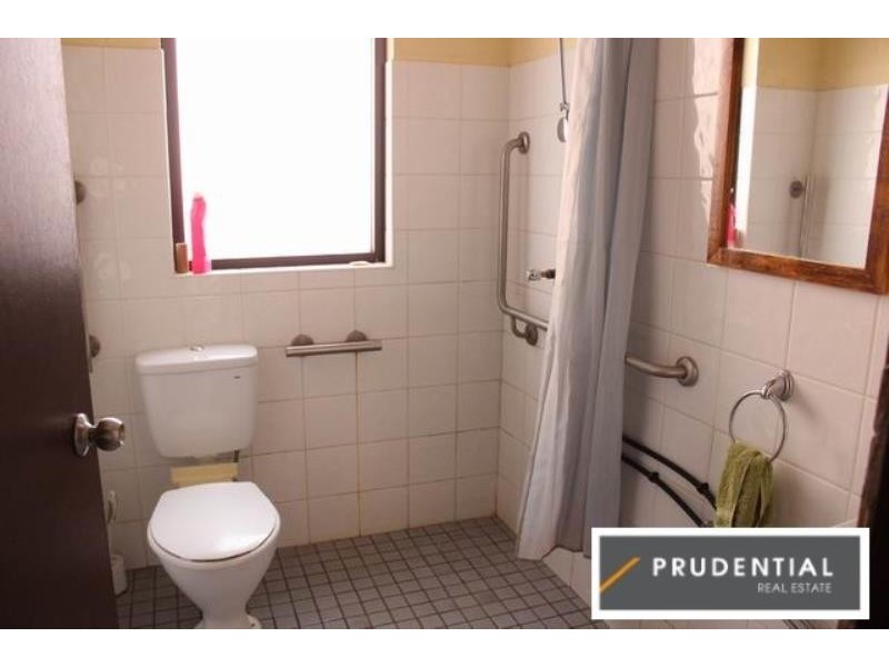 8/19 King Street, Campbelltown NSW 2560