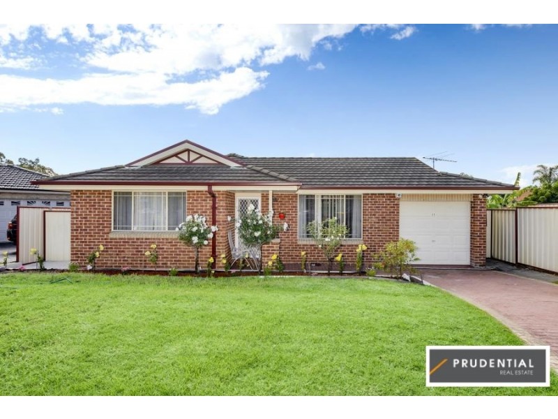 11 Yerrinbool Close, Prestons NSW 2170