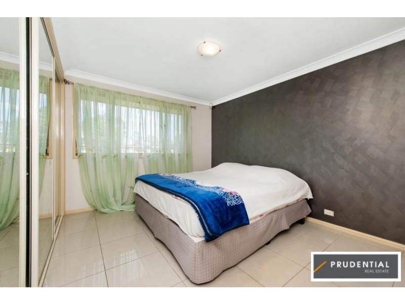 11 Yerrinbool Close, Prestons NSW 2170