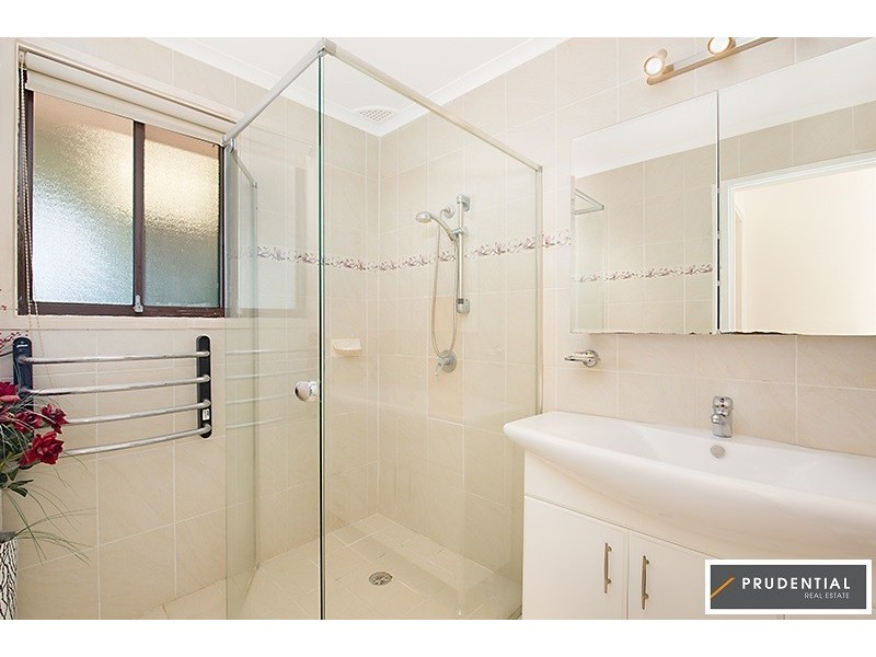 25 Lillas Place, Minto NSW 2566