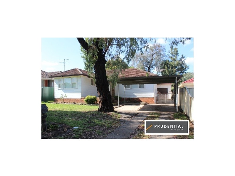 4 Lander Street, Leumeah NSW 2560