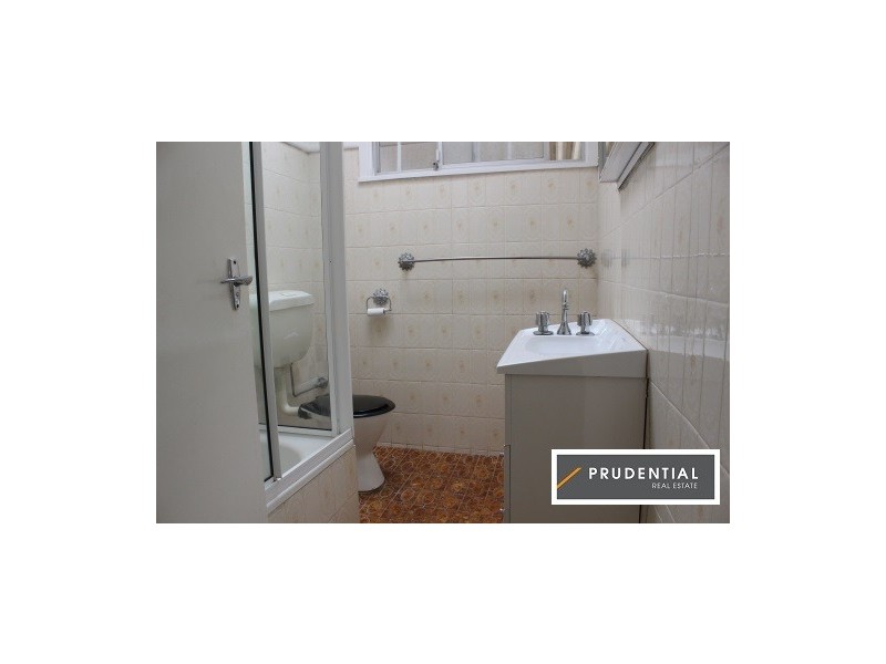 4 Lander Street, Leumeah NSW 2560