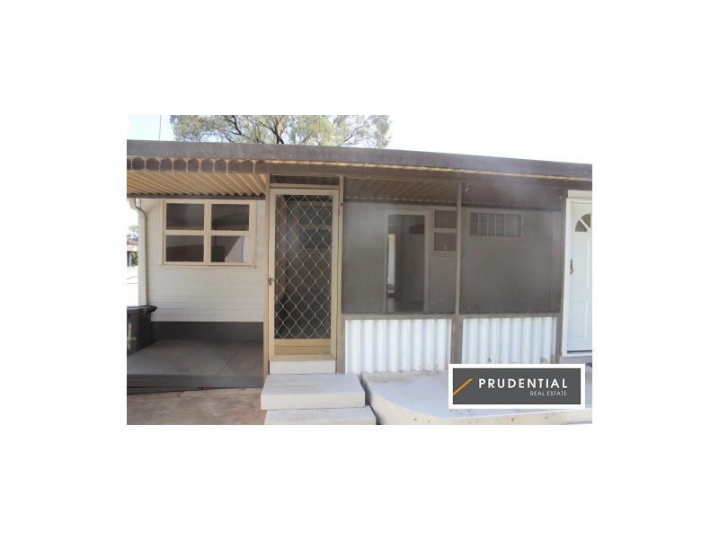 4 Lander Street, Leumeah NSW 2560