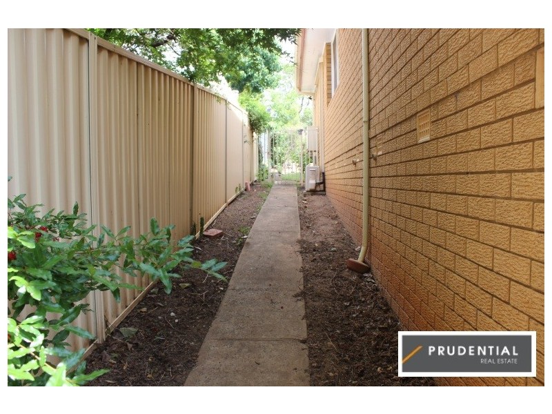 12 Randolph Street, Campbelltown NSW 2560
