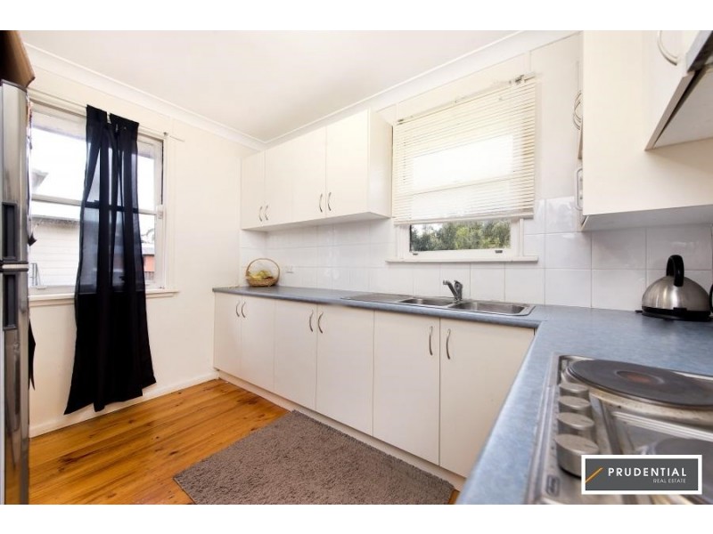 34 Carrington Circuit, Leumeah NSW 2560