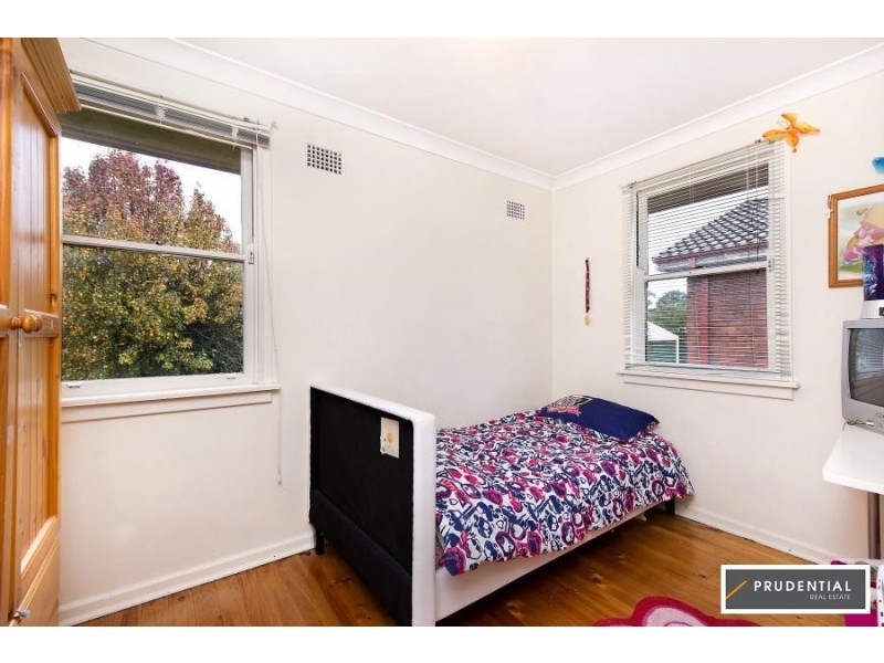 34 Carrington Circuit, Leumeah NSW 2560