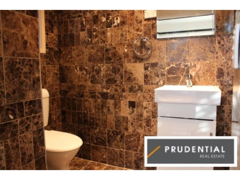 27 Campbellfield Avenue, Bradbury NSW 2560