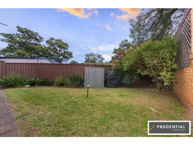 9 Lowe Crescent, Elderslie NSW 2570