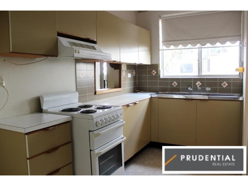 1/7 Reddall Street, Campbelltown NSW 2560