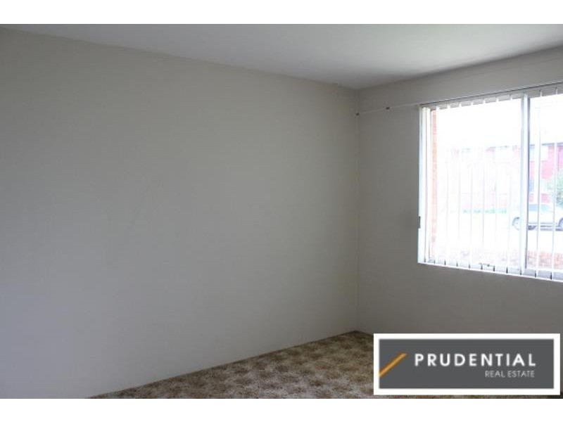 1/7 Reddall Street, Campbelltown NSW 2560
