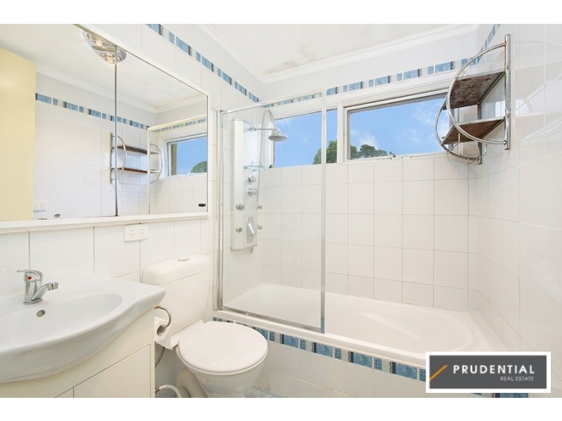 1/41 The Parkway, Bradbury NSW 2560