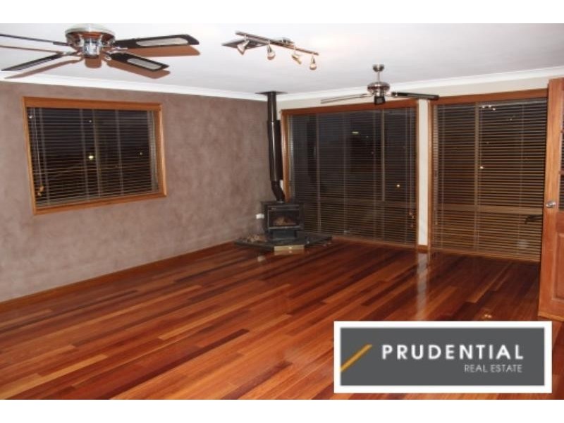 18 Chardonnay Avenue, Eschol Park NSW 2558