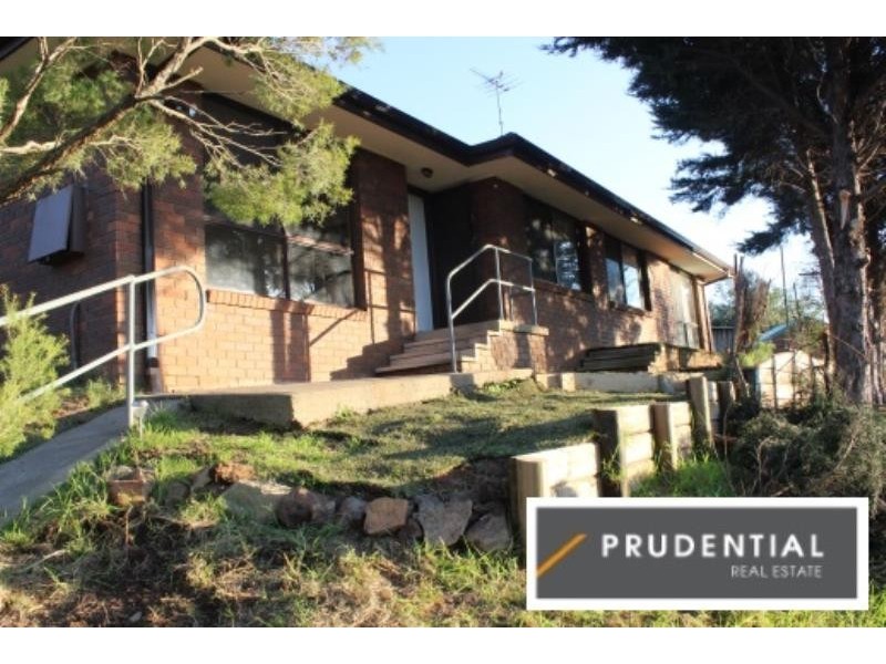 4 Fyne Close, St Andrews NSW 2566