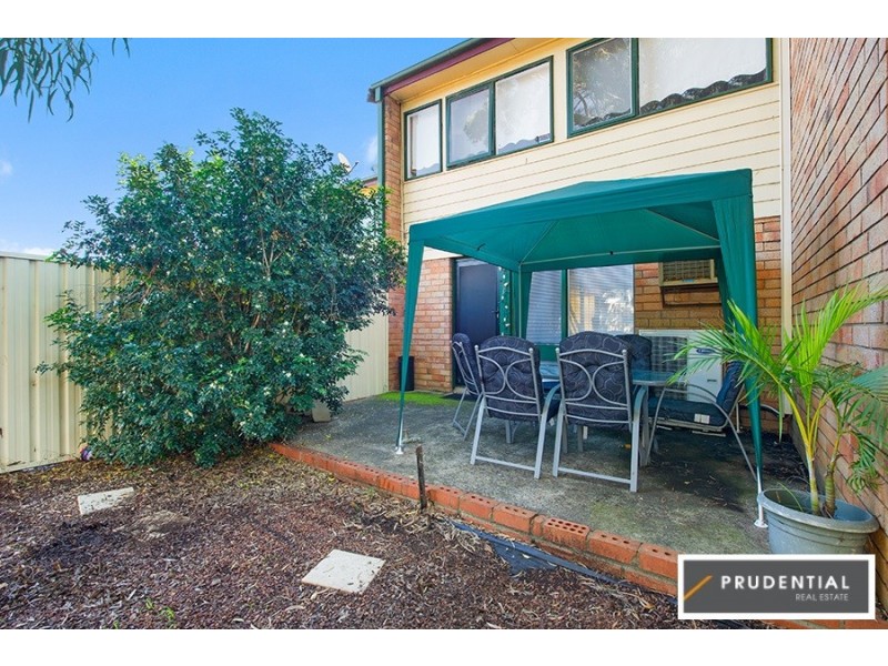 9/15 Stringybark Place, Bradbury NSW 2560