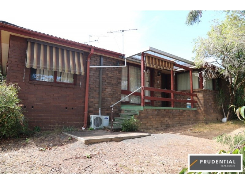 12 Manooka Crescent, Bradbury NSW 2560