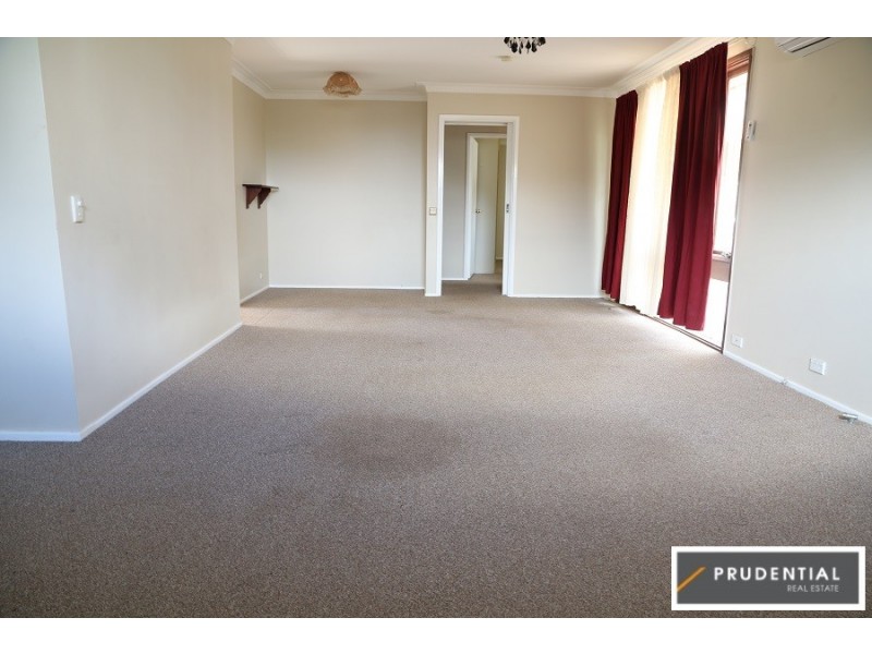 12 Manooka Crescent, Bradbury NSW 2560
