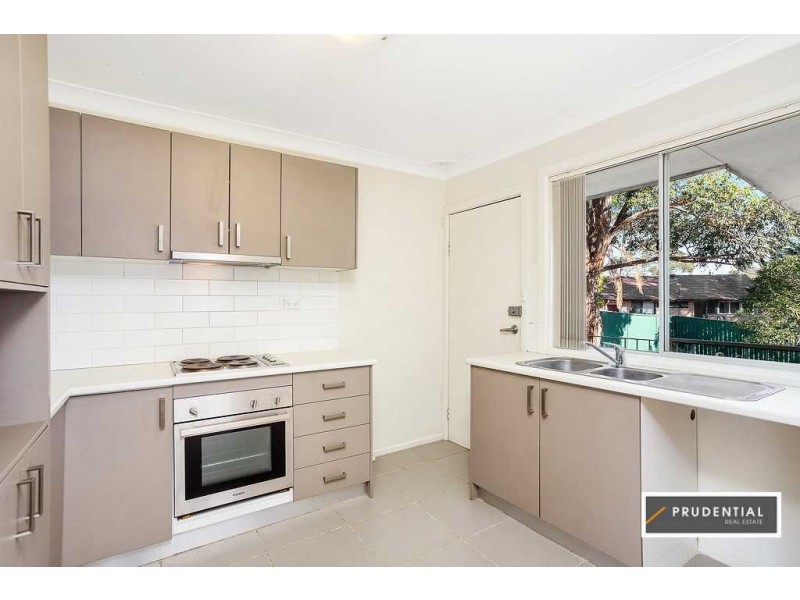 36 Bimbadeen Avenue, Bradbury NSW 2560