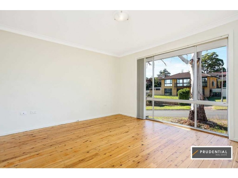 36 Bimbadeen Avenue, Bradbury NSW 2560