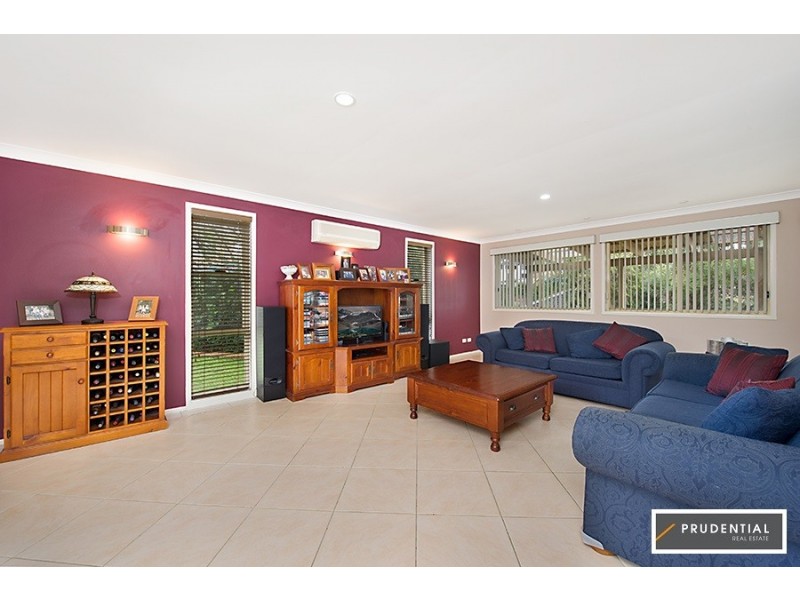 32 Mount Sugarloaf Drive, Glen Alpine NSW 2560