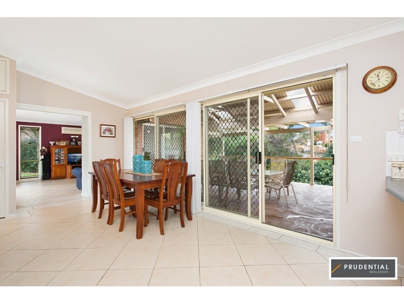 32 Mount Sugarloaf Drive, Glen Alpine NSW 2560