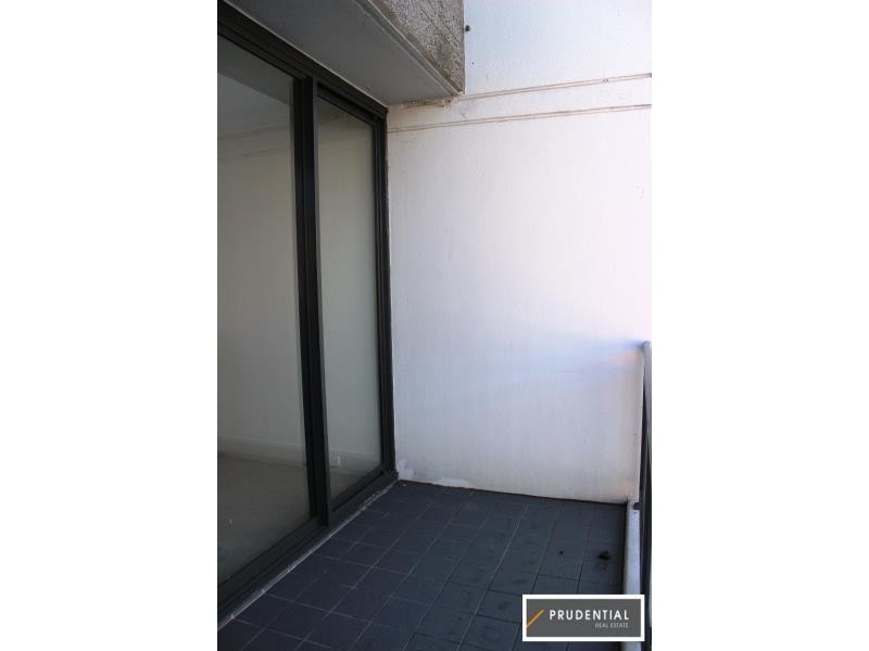 36F/541 Pembroke Road, Leumeah NSW 2560