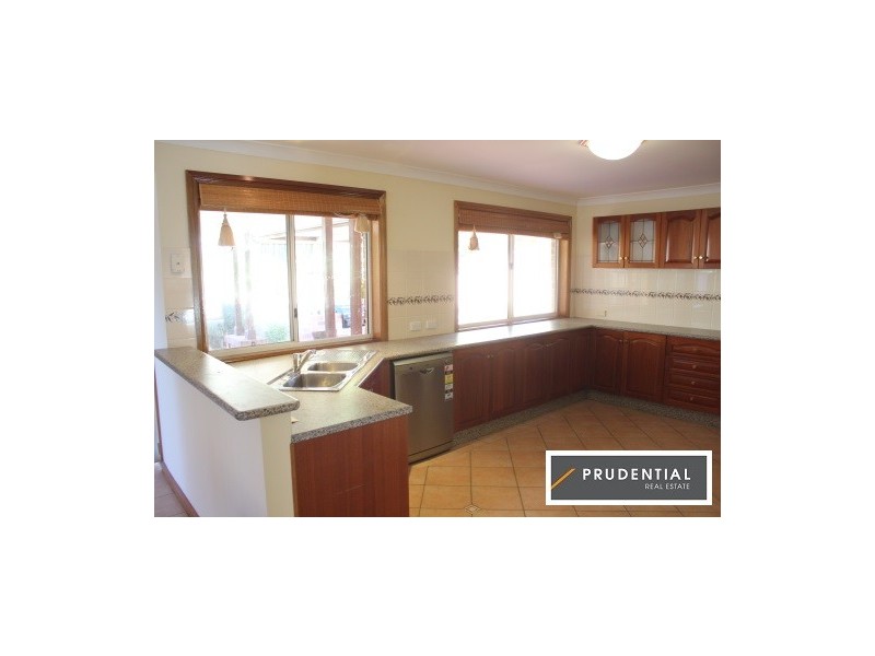 4 Haines Grove, Mount Annan NSW 2567