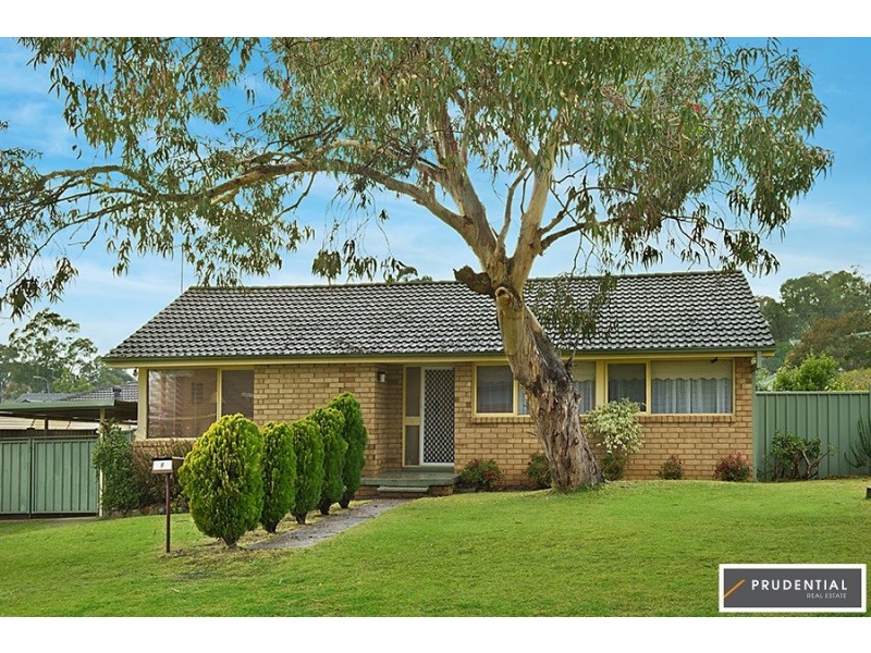 8 Weemala Crescent, Bradbury NSW 2560