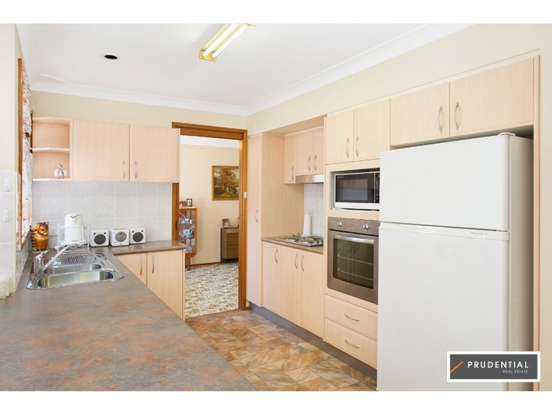 14 Bowerbird Avenue, Ingleburn NSW 2565