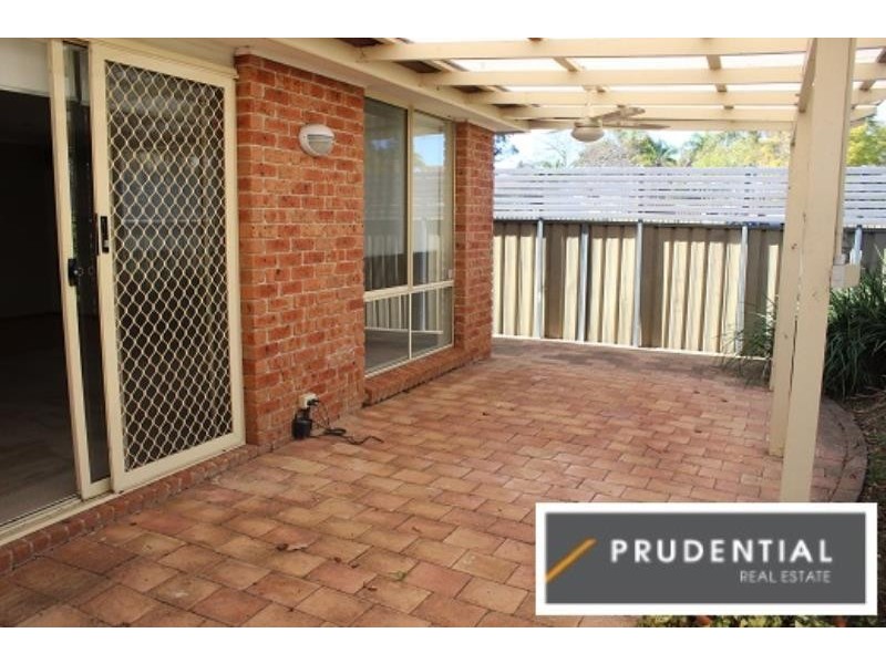 42 Aberfeldy Crescent, St Andrews NSW 2566