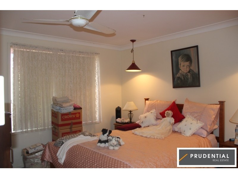 2/221 Oxford Road, Ingleburn NSW 2565