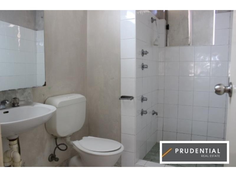 26/20-30 Condamine Street, Campbelltown NSW 2560