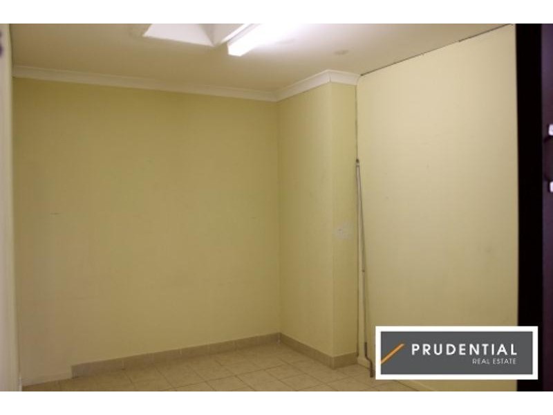 11/19 King Street, Campbelltown NSW 2560