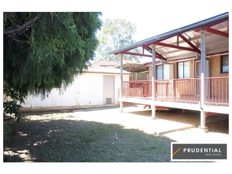 25 Lillas Place, Minto NSW 2566