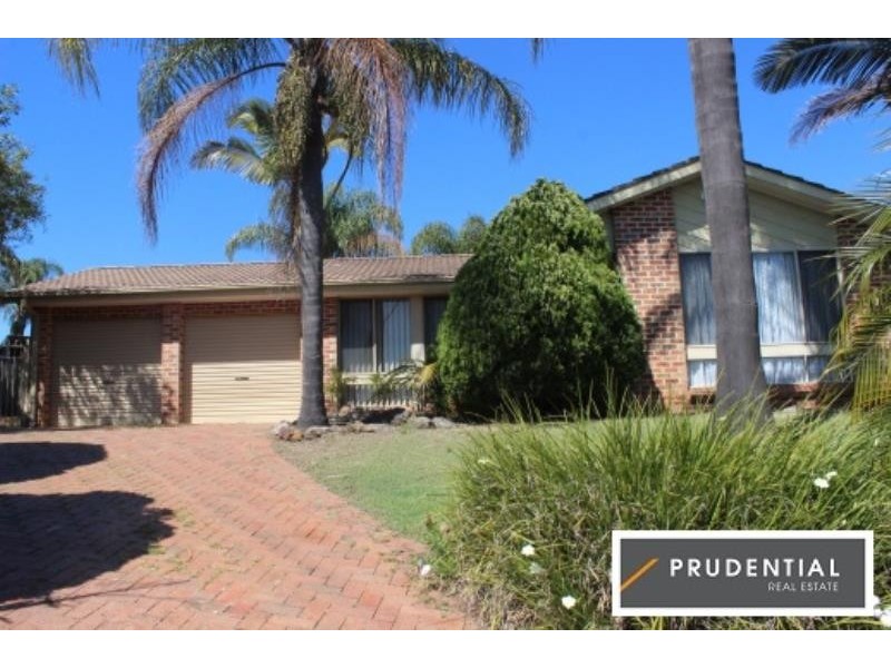 9 Drava Place, Kearns NSW 2558