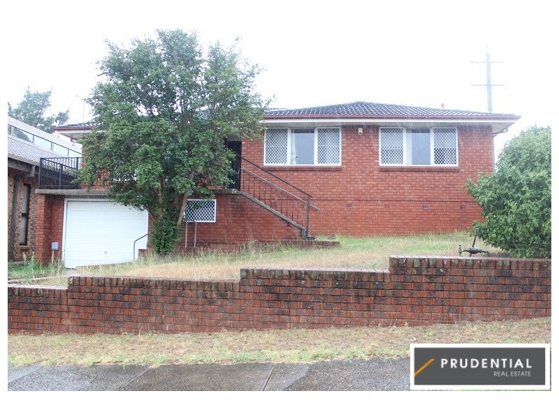 84 Lithgow Street, Campbelltown NSW 2560