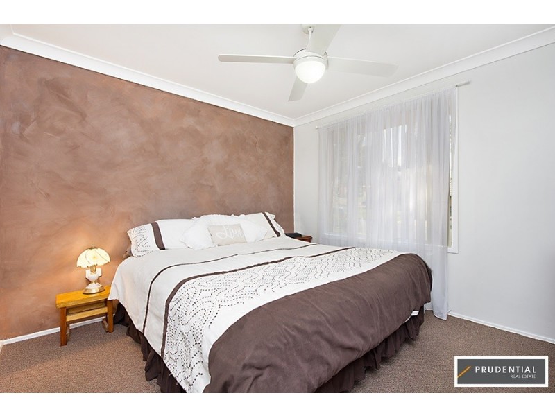 11 Tipping Place, Ambarvale NSW 2560