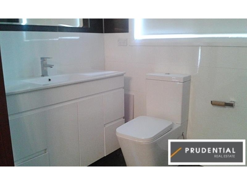 70 Amundsen Street, Leumeah NSW 2560