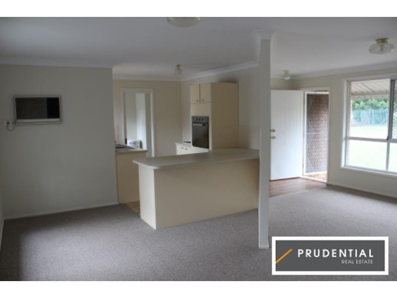 49 Woodland Road, St Helens Park NSW 2560