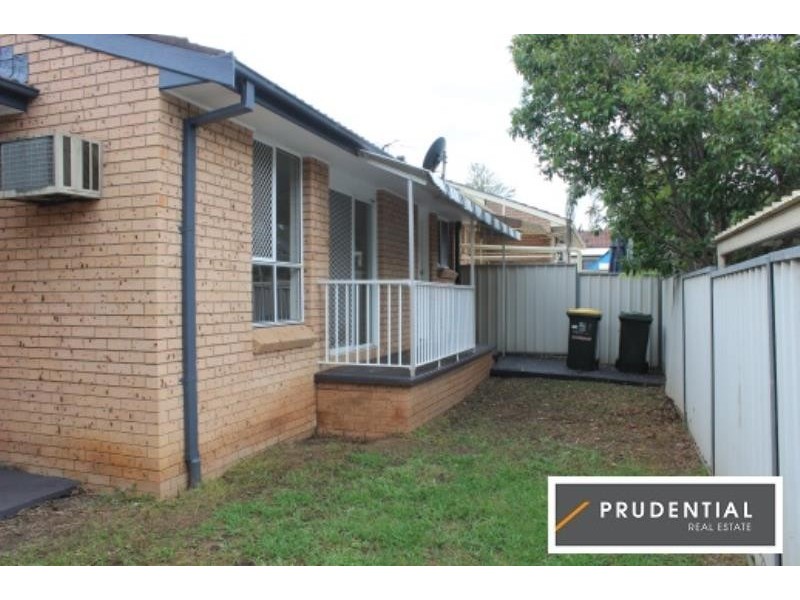 49 Woodland Road, St Helens Park NSW 2560