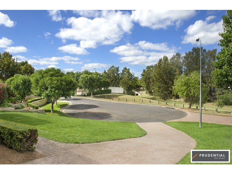 6 Moran Place, Currans Hill NSW 2567