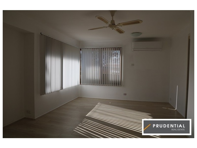 8 Weemala Crescent, Bradbury NSW 2560