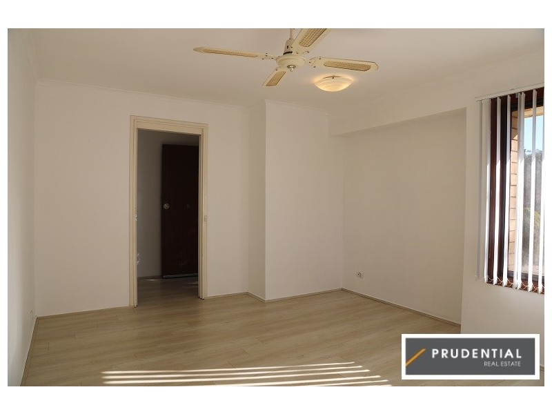 8 Weemala Crescent, Bradbury NSW 2560