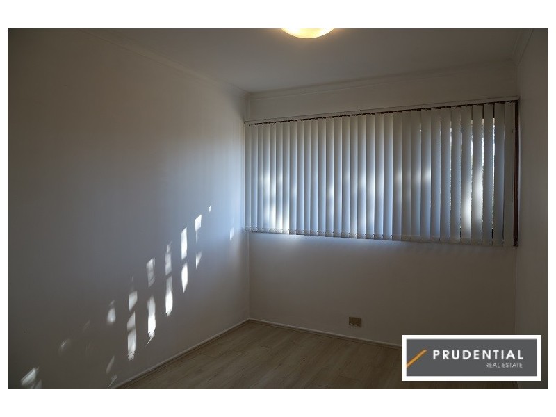 8 Weemala Crescent, Bradbury NSW 2560