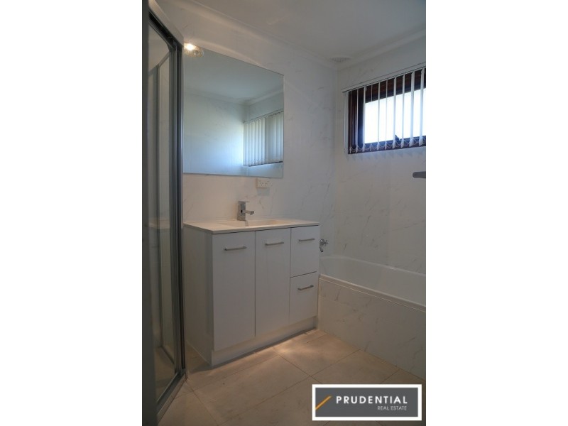 8 Weemala Crescent, Bradbury NSW 2560